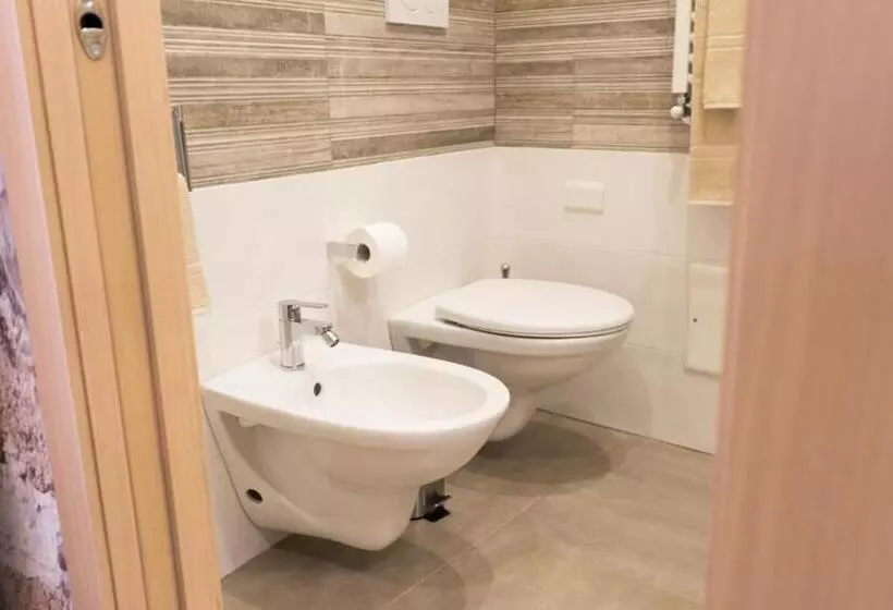 Aamiaismajoitus (B&B) La Torre Del Tempo