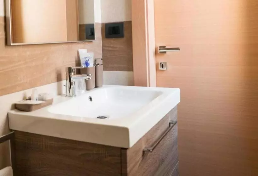 Aamiaismajoitus (B&B) La Torre Del Tempo