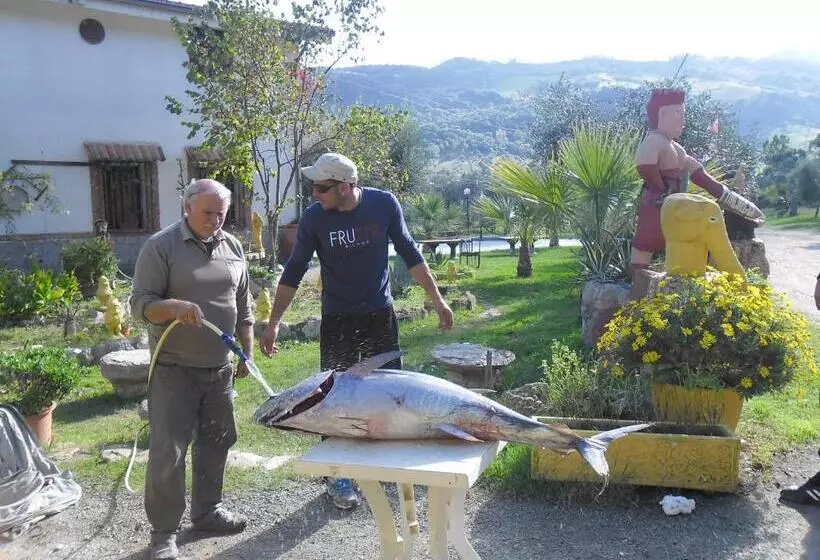 هتل Agriturismo Il Cappellano