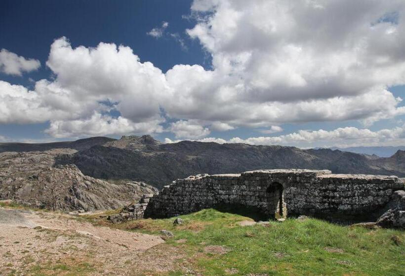 Отель Casa Dos Côtos