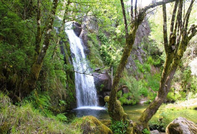 Отель Casa Dos Côtos