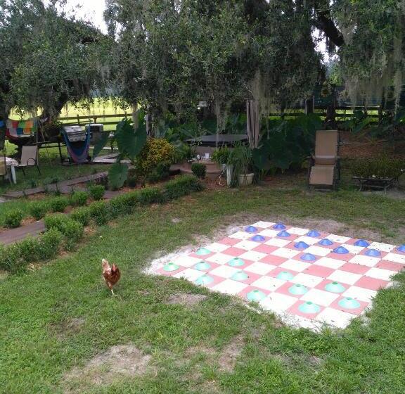 فندق Kokomo Farms