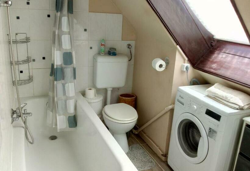 بنسيون Bristol Apartments