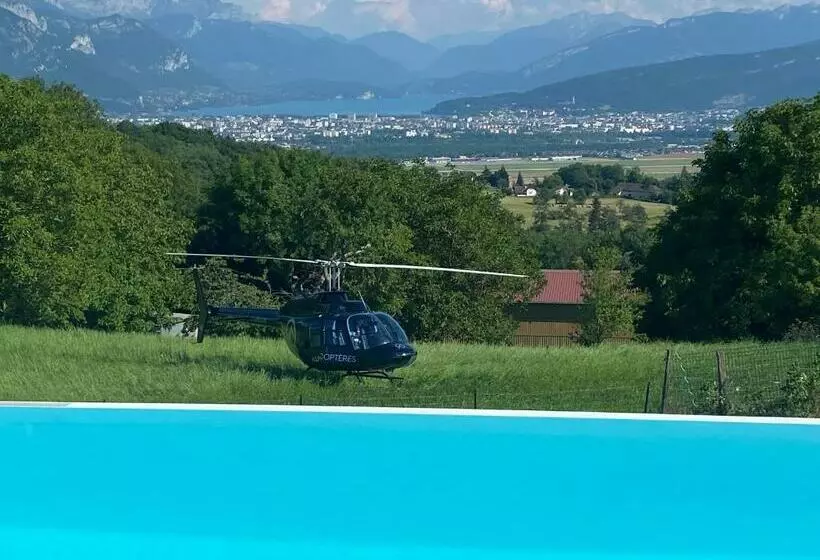 ペンション Chalet Le Pré De La Dame
