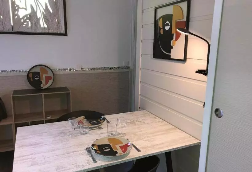 پانسیون 2 Pièces Indépendant Avec Son Jardinet Privé