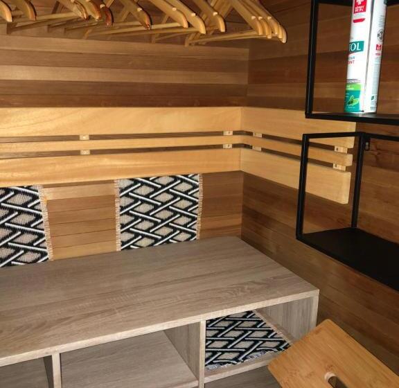 بنسيون 2 Pièces Indépendant Avec Son Jardinet Privé