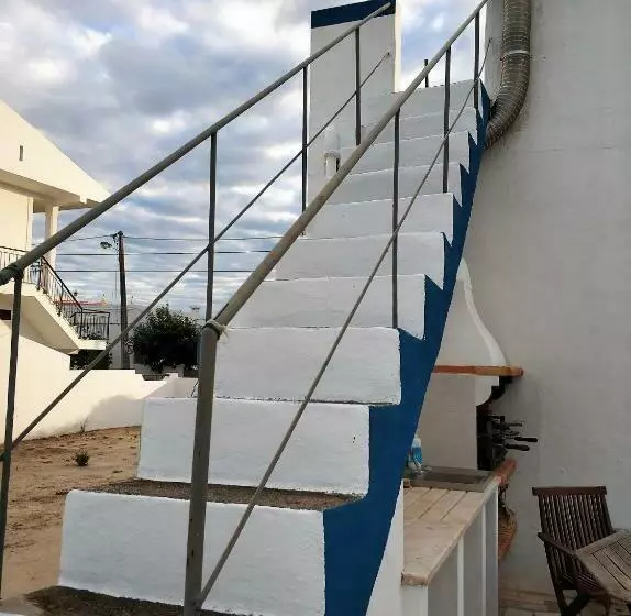 پانسیون Sleep & Go Faro Airport Guest House