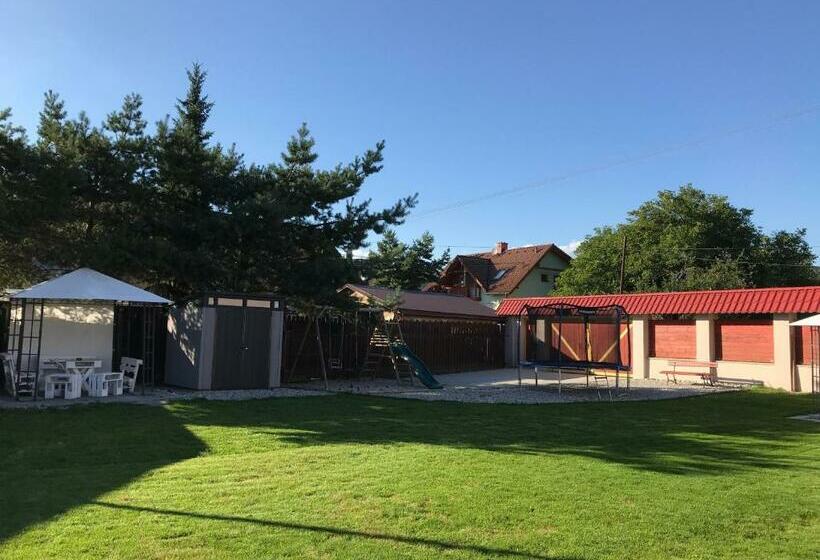 פנסיון Villa Rustica