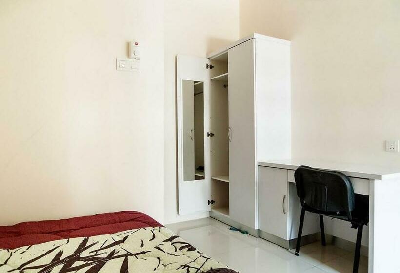 הוסטל Kampar Private Roomstay