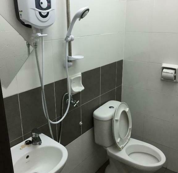 הוסטל Kampar Private Roomstay