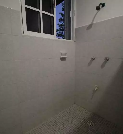 Retkeilymaja Villas Roseliz