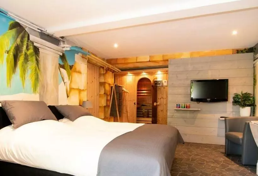 B&b Bed & Sauna