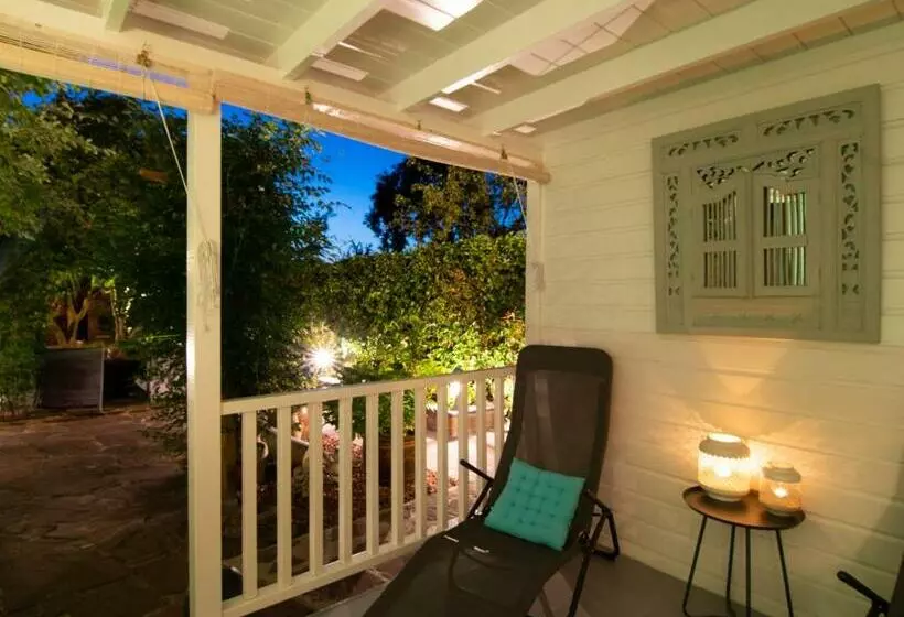 B&b Bed & Sauna