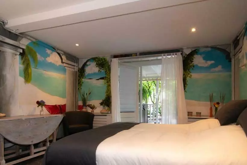 B&b Bed & Sauna