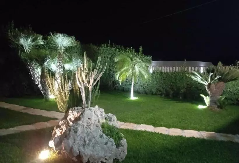 ベッドアンドブレックファースト La Casetta Di Viale Paradiso