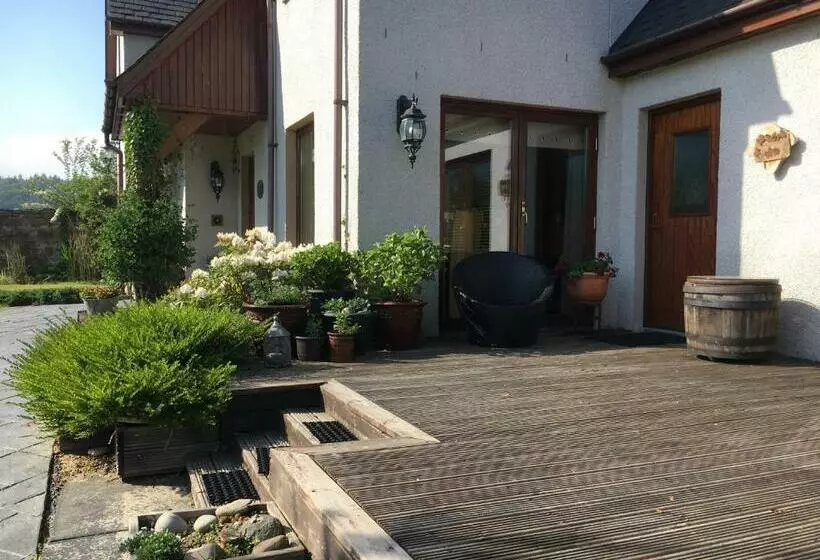 Aamiaismajoitus (B&B) Old Mills Garden