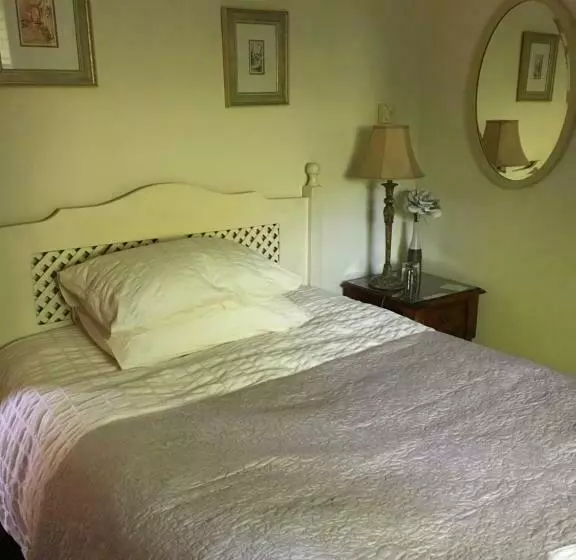 Aamiaismajoitus (B&B) Old Mills Garden