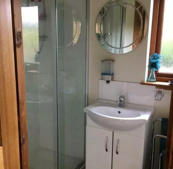 Aamiaismajoitus (B&B) Old Mills Garden