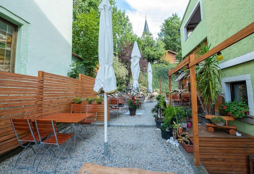 Bed and Breakfast Wild West