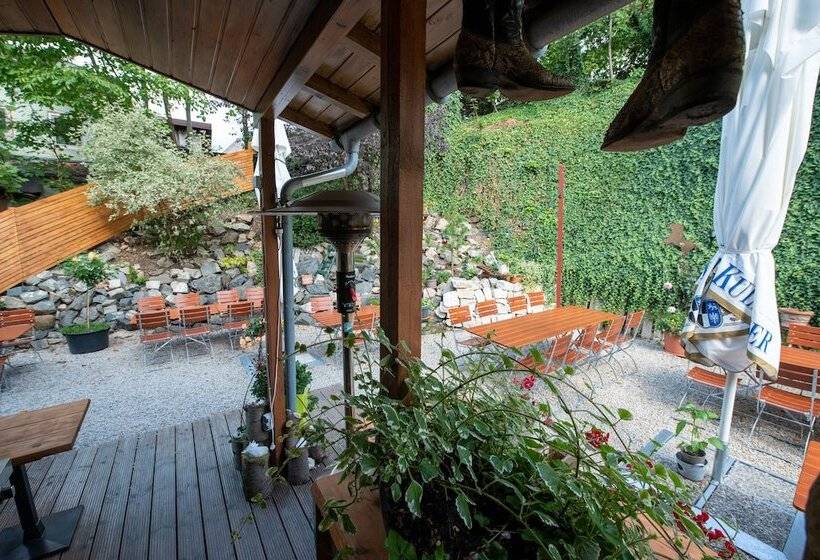 Bed and Breakfast Wild West