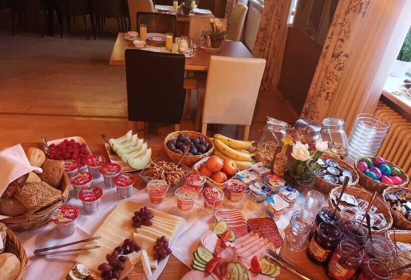 Bed and Breakfast Wild West