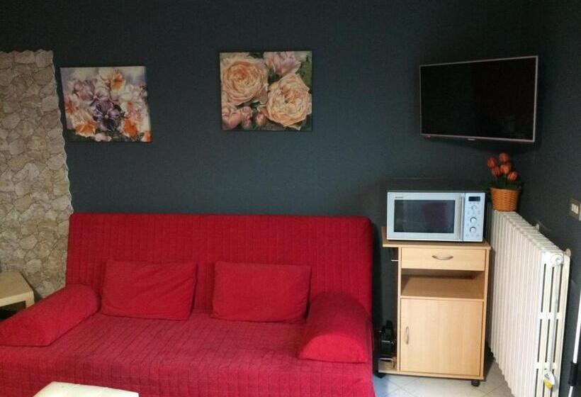 膳宿费 Affittacamere La Pisana