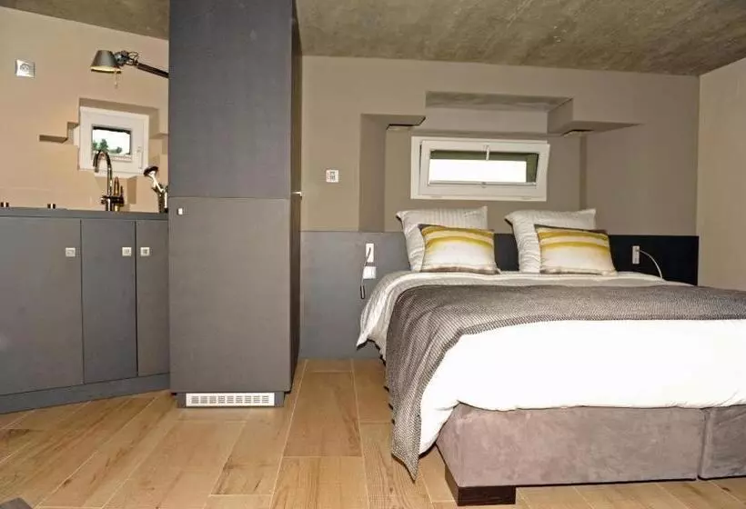 ペンション Au Bunker 67