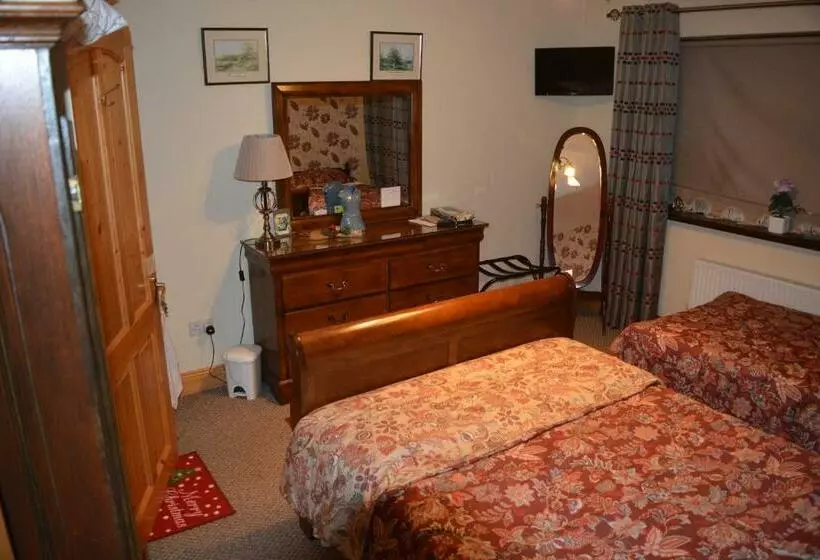Weir View Bed And Breakfast
