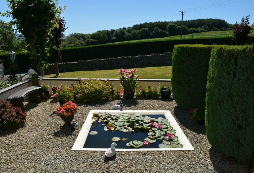 Weir View Bed And Breakfast