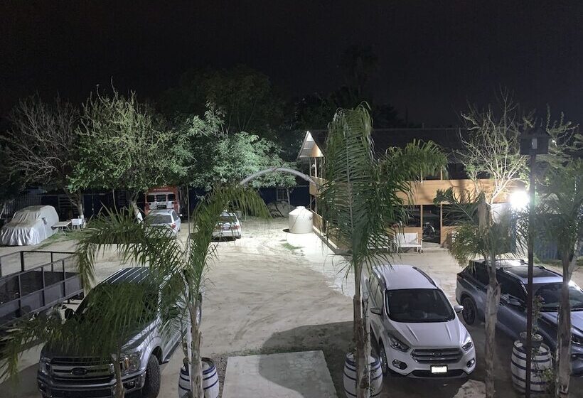 ユースホステル Posada Del Valle