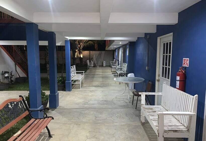 ユースホステル Posada Del Valle