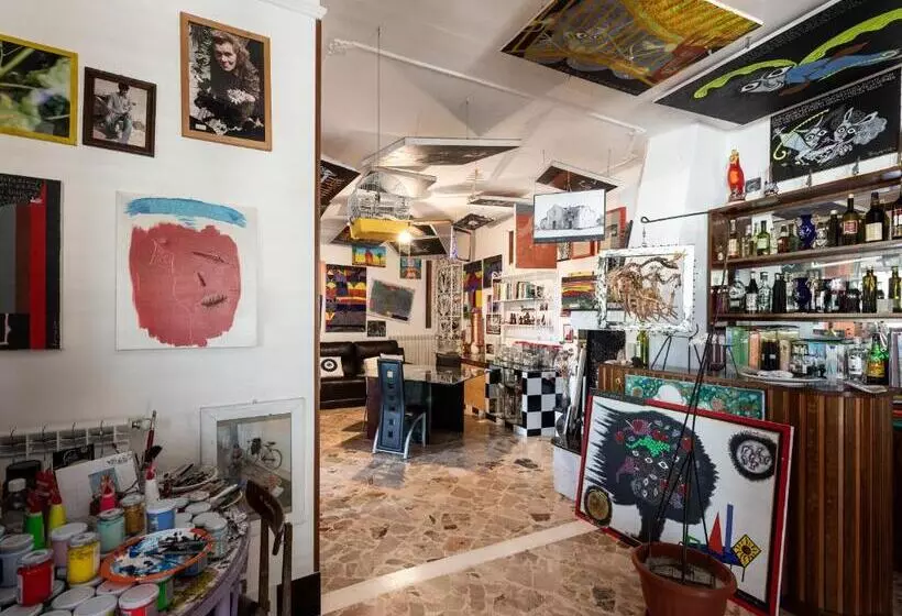 تختخواب و صبحانه Casa D Artista Le Stanze Della Stupidità