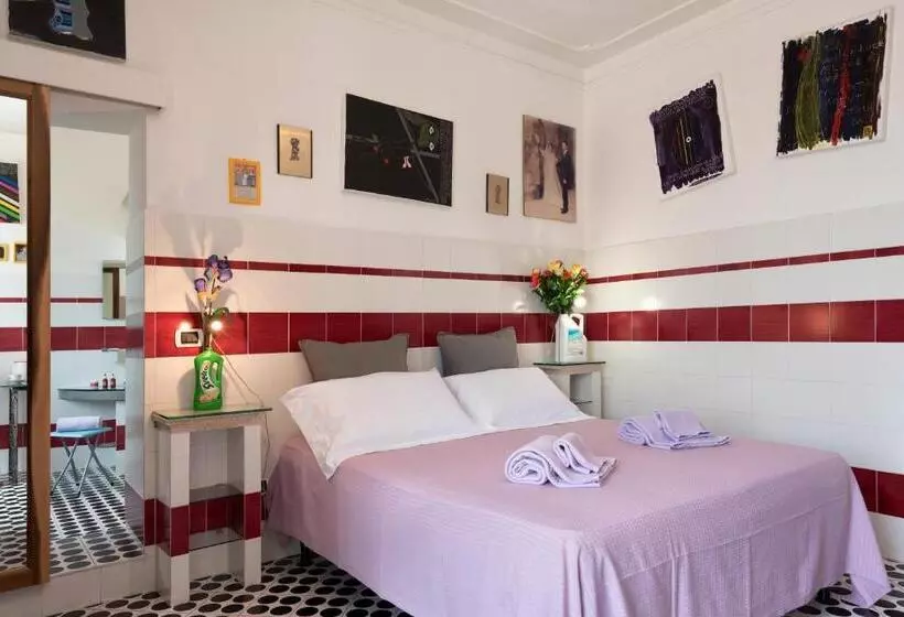 تختخواب و صبحانه Casa D Artista Le Stanze Della Stupidità