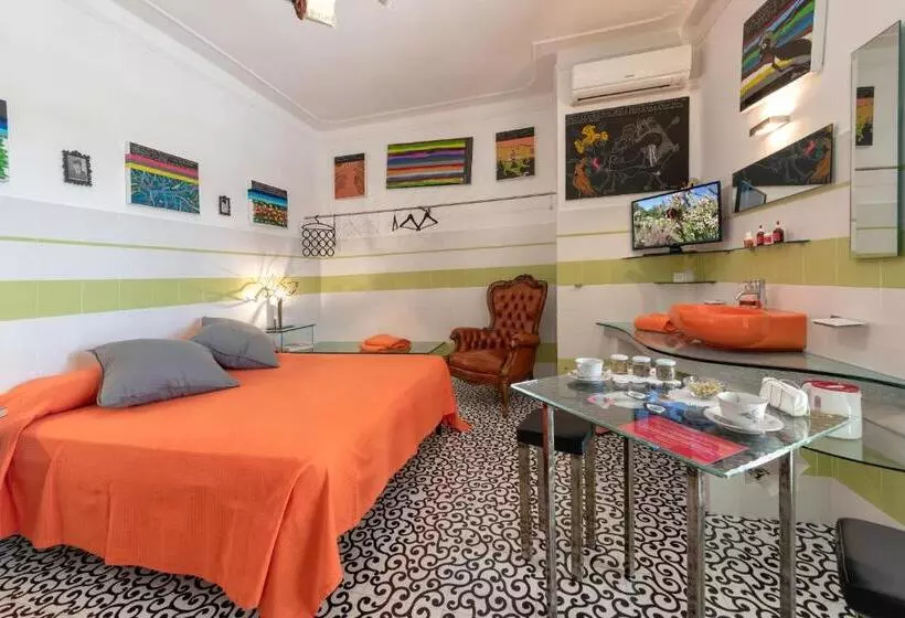 تختخواب و صبحانه Casa D Artista Le Stanze Della Stupidità