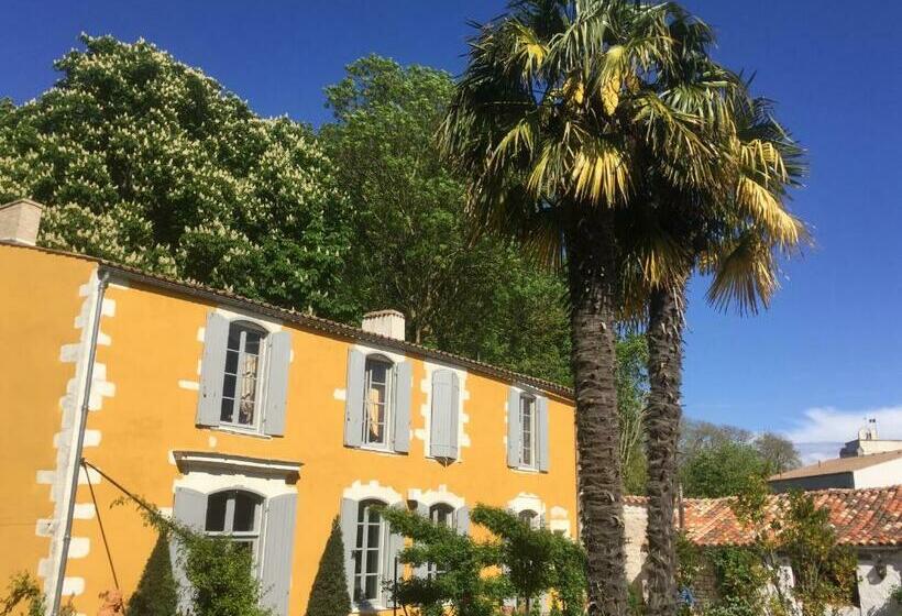 مبيت وإفطار Chambres D Hôtes La Borderie Du Gô Près De La Rochelle   Nieul