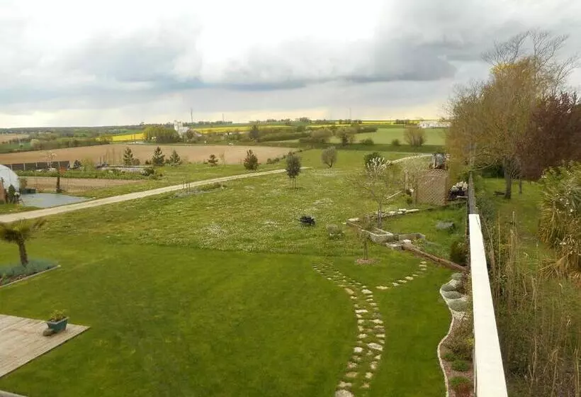 Aamiaismajoitus (B&B) Le Logis De L Etore