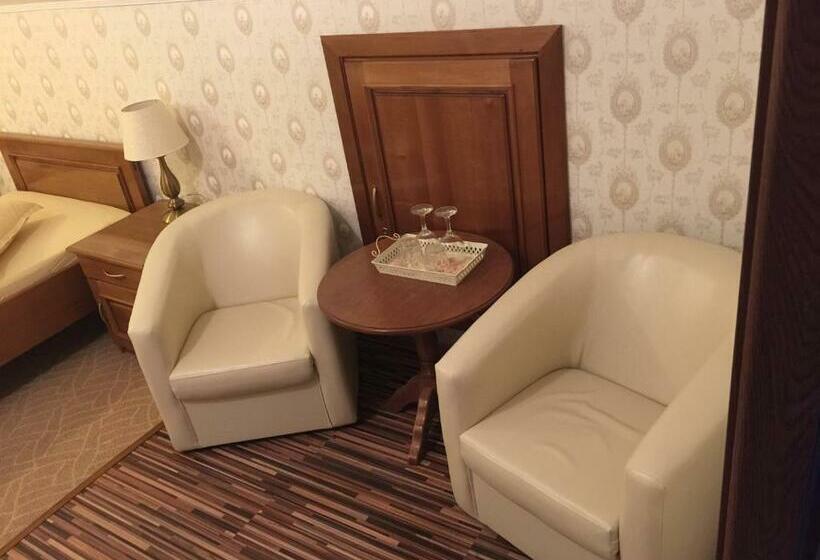 فندق على الطريق Pensiune Rosdelmar