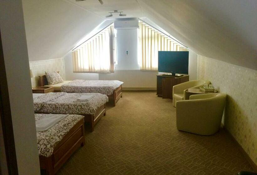 فندق على الطريق Pensiune Rosdelmar