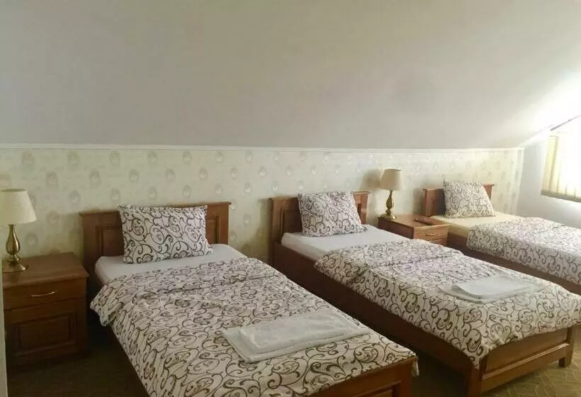 Motelli Pensiune Rosdelmar