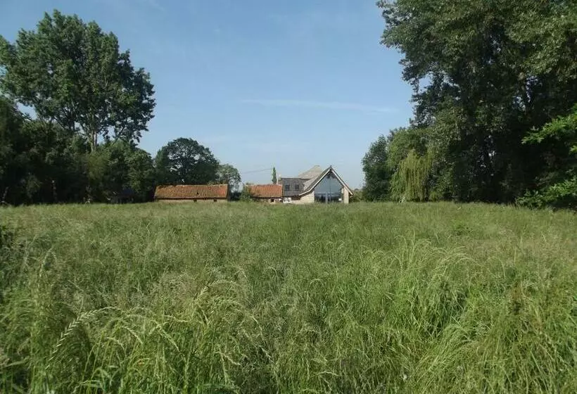 Aamiaismajoitus (B&B) Au Bonheur Frontalier