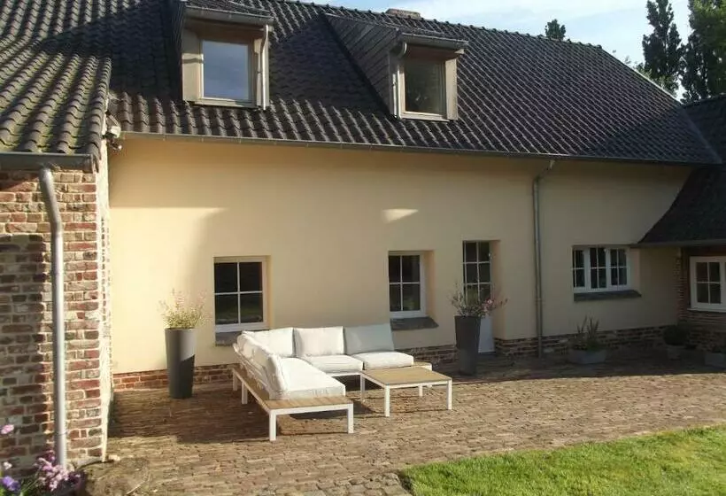 Aamiaismajoitus (B&B) Au Bonheur Frontalier