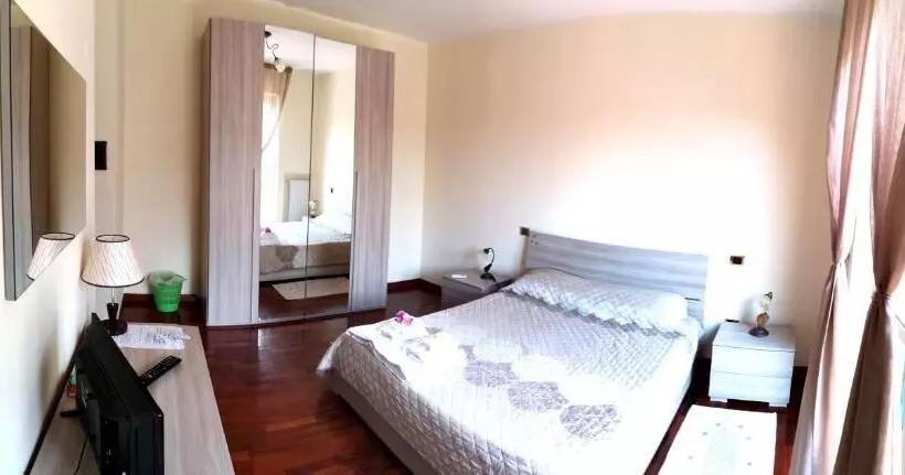 Aamiaismajoitus (B&B) Fiorestella