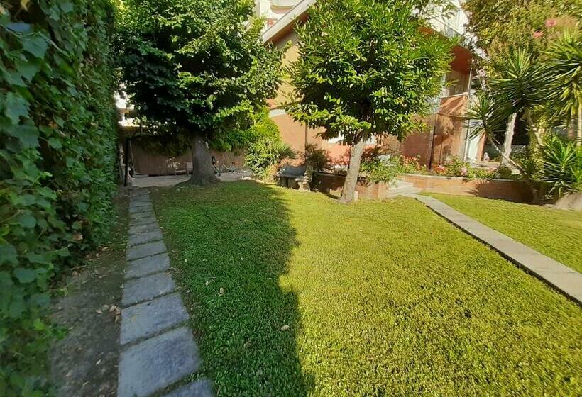 Aamiaismajoitus (B&B) La Gran Dama