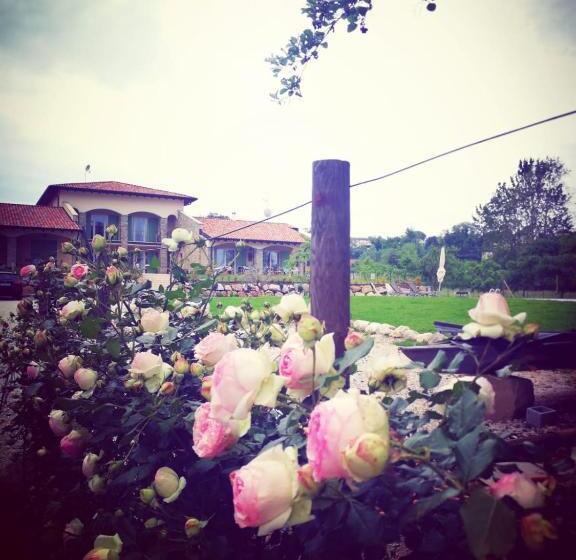 تختخواب و صبحانه Orchidea Del Garda