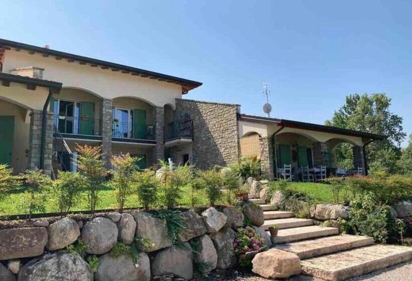 تختخواب و صبحانه Orchidea Del Garda