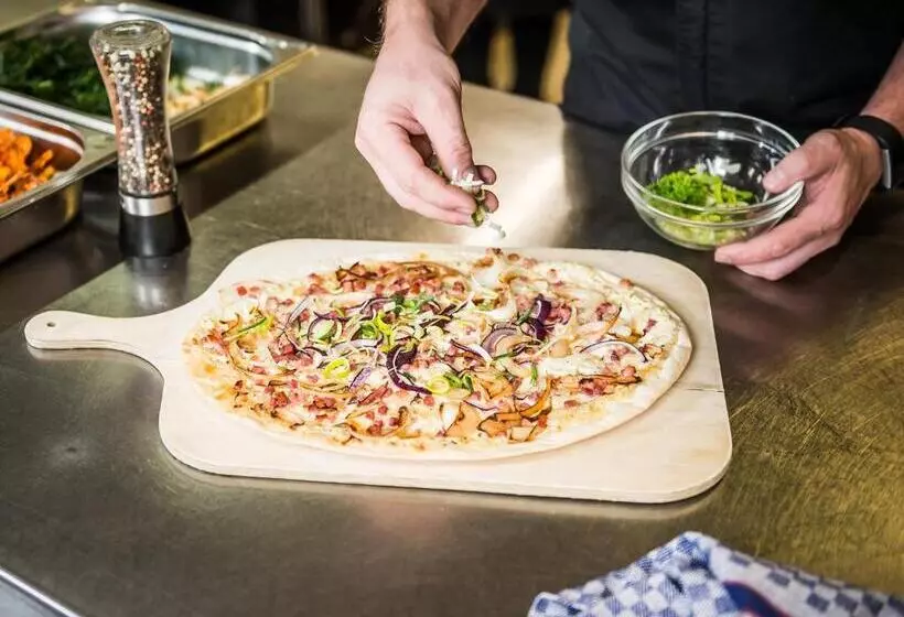 ホテル Project June   Ehemals Landgasthof Jüterbog