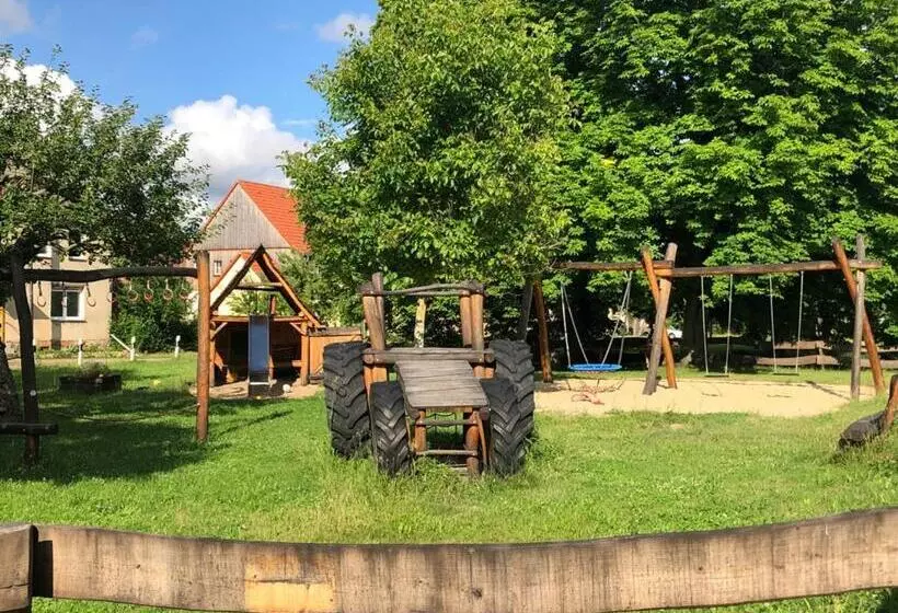 ホテル Project June   Ehemals Landgasthof Jüterbog