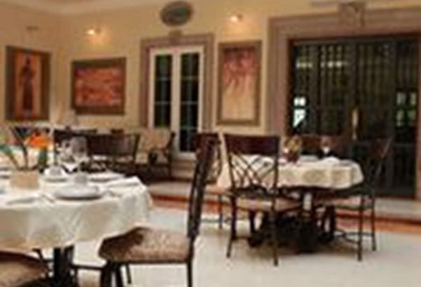 Hotelli The Lorian Club