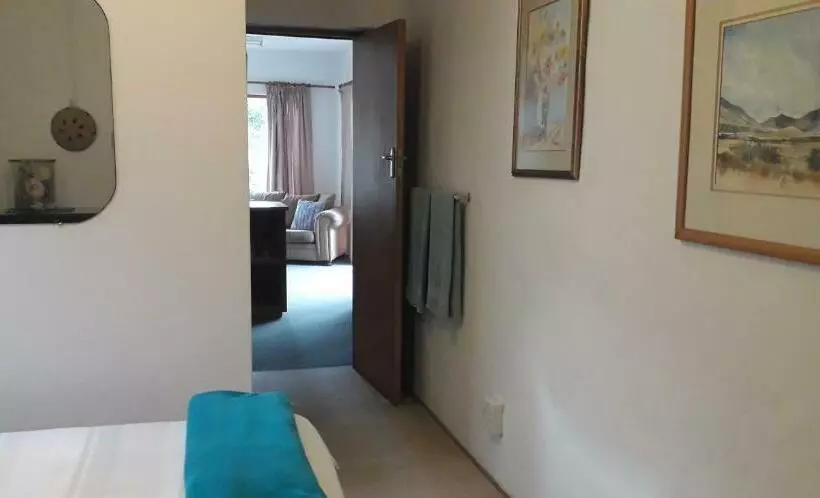 ペンション Crashing Waves Self Catering Unit