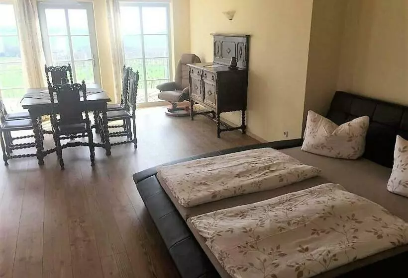 Pension Bella Vista   Winzerhof Golk